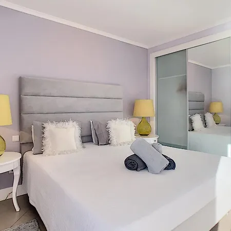 Do Paul By Lovelystay Holiday home *