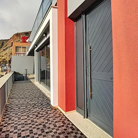Do Paul By Lovelystay Holiday home *