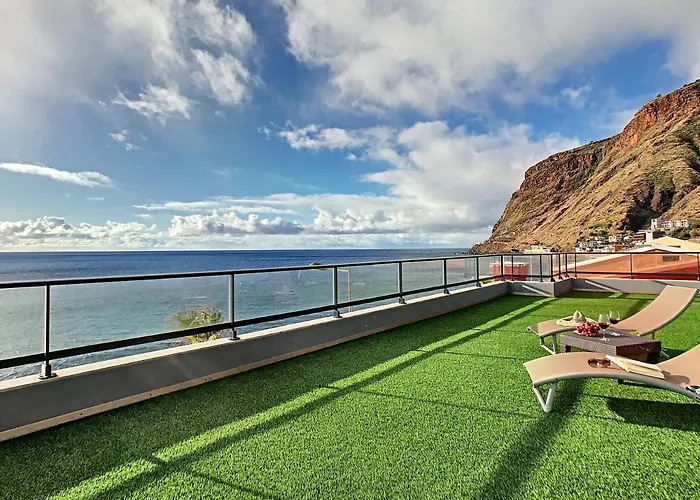 Do Paul By Lovelystay Holiday home *