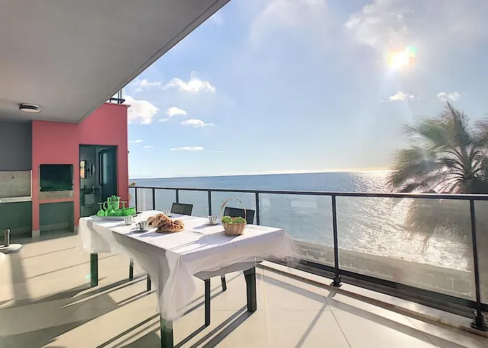 Do Paul By Lovelystay Holiday home *