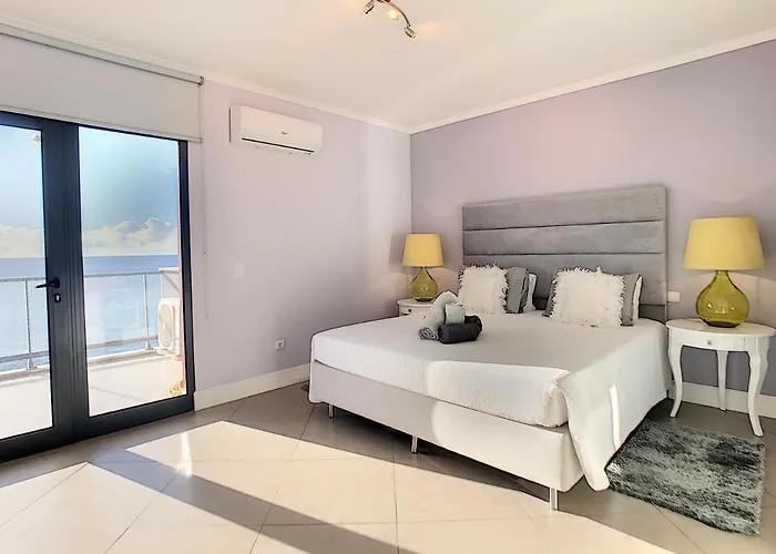 Do Paul By Lovelystay Holiday home *