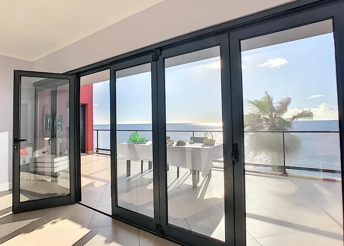 Do Paul By Lovelystay